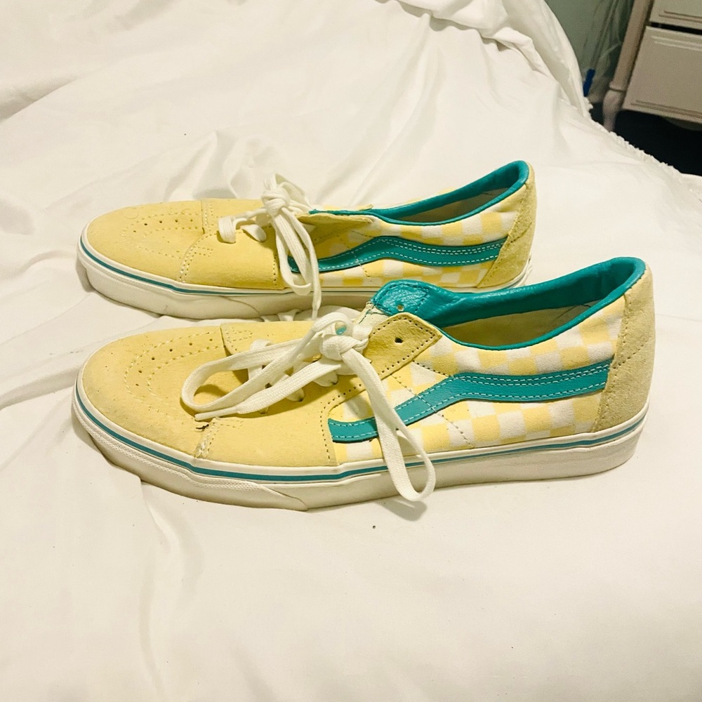Vans Sk8-Low Checkerboard in Yellow and Teal